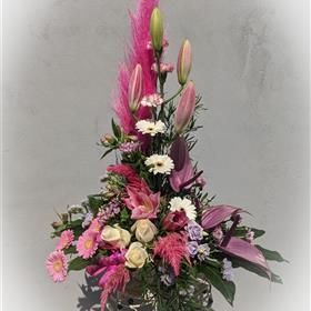 fwthumbVenue Decoration Pedastal Arrangement Pink & Lilac.jpg